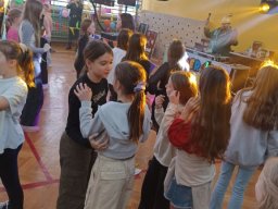 b_1024_768_0_00_images_2023_2024_WYDARZENIA_Choinka_418281374_840815977846352_4630280391211993987_n